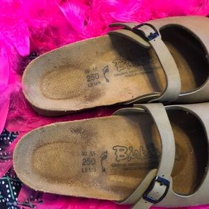 Birkenstock - Birki’s Army green Mary Janes